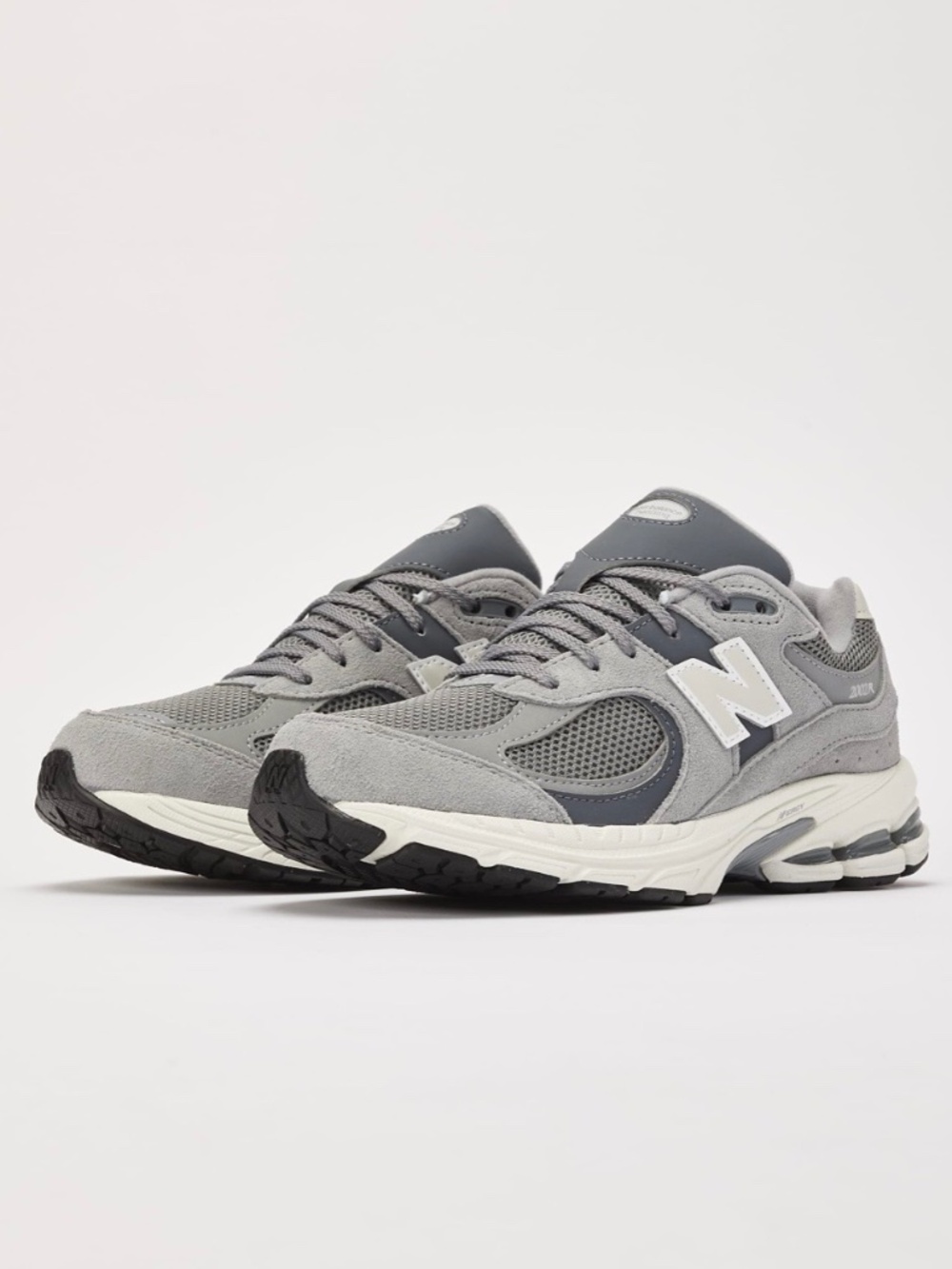 New Balance 2002R
